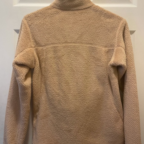 Patagonia top - Picture 4 of 4